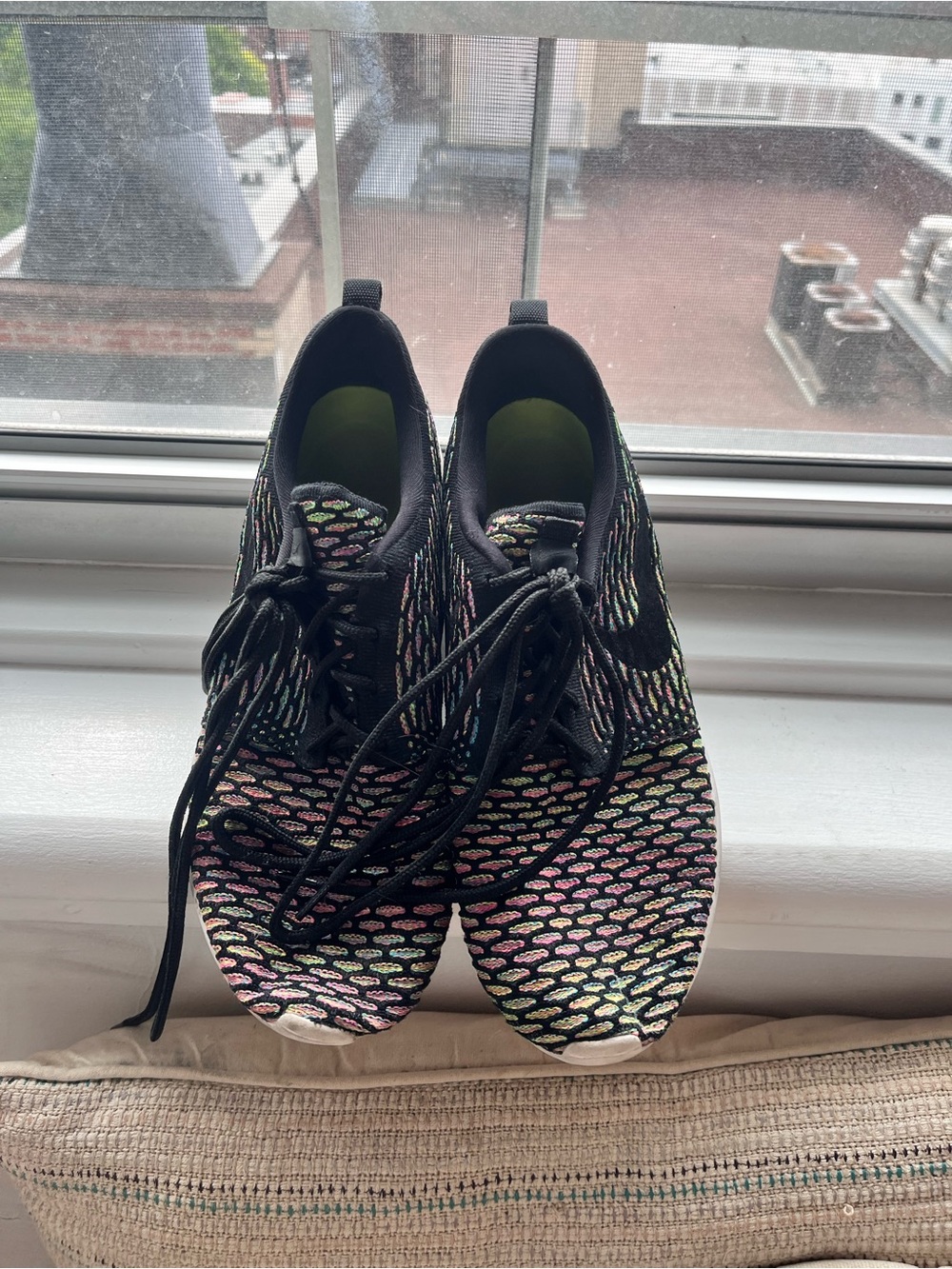 Nike Roshe Run Flyknit Multi-Color Sneakers